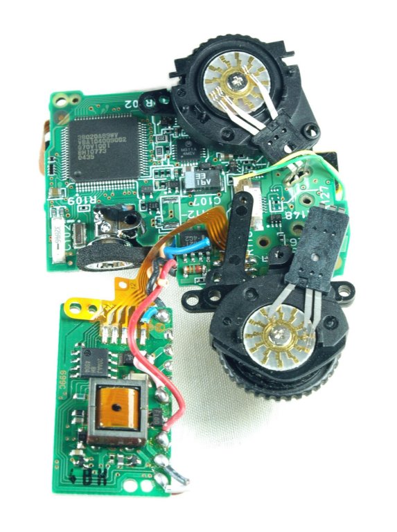 d70controlslcd_bottom.jpg